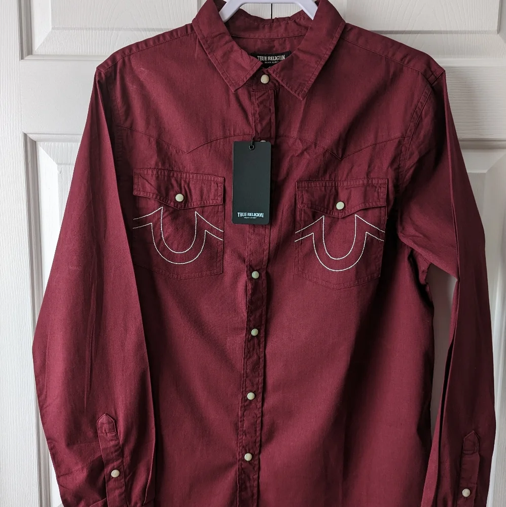 TRUE RELIGION BUTTON DOWN SHIRT